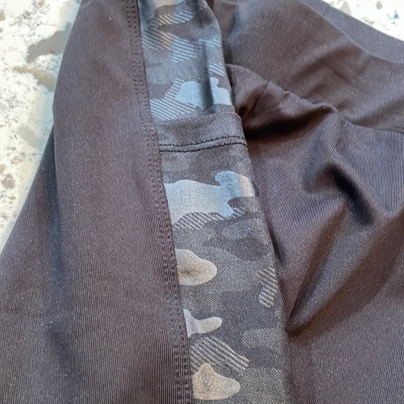 Black leggings with side detail - Picture 3 of 3